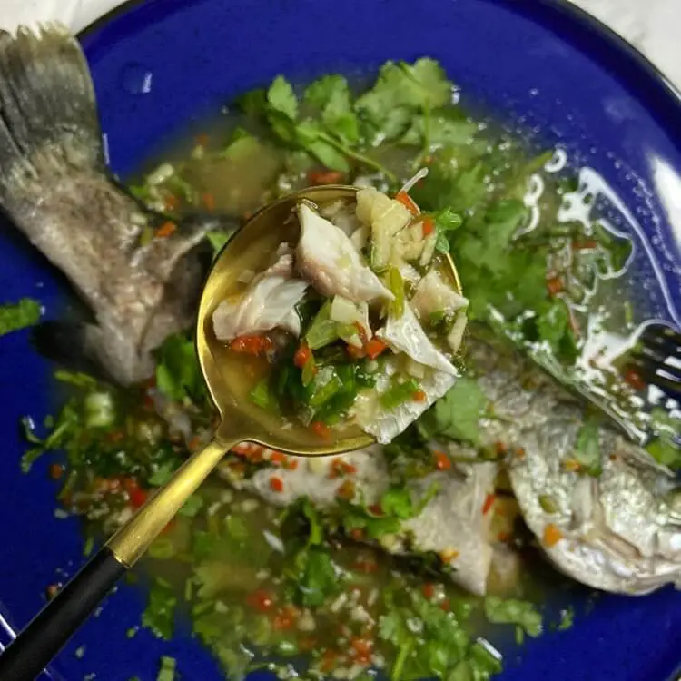 thai steamed fish
