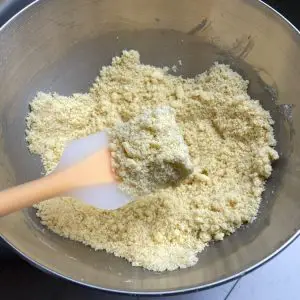 dough turns sandy