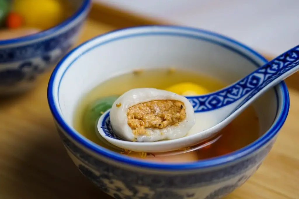 tang yuan Chinese sweet glutinous balls